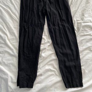 Me & Arrow Slim Pants - Black
